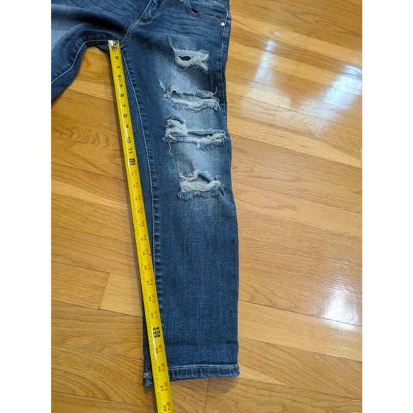 Judy Blue Boyfriend Distressed Jeans Size 7 28 - Picture 12 of 13